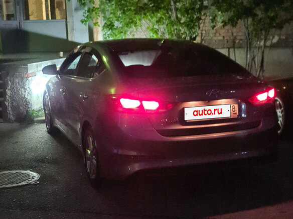 2018 Hyundai Elantra VI (AD), серебристый, 1075000 рублей - вид 16