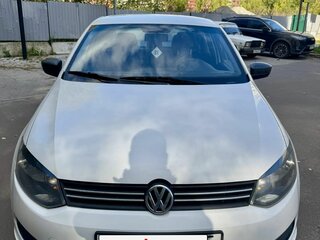 2010 Volkswagen Polo V, белый, 445000 рублей, вид 2