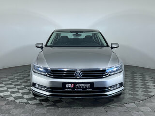 2017 Volkswagen Passat B8, серебристый, 2120000 рублей, вид 2