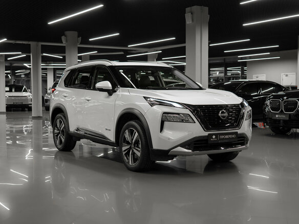 2024 Nissan X-Trail IV, белый, 4700000 рублей - вид 1