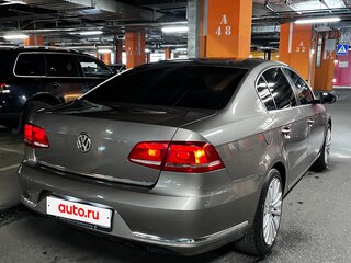 2011 Volkswagen Passat B7, серый, 1149990 рублей, вид 4