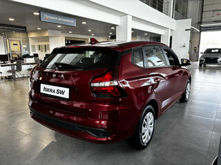 2026 Lada (ВАЗ) Iskra SW, красный, 1500000 рублей, вид 3