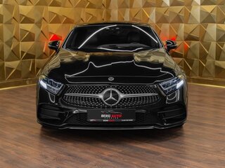 2019 Mercedes-Benz CLS 300 d III (C257), чёрный, 4700000 рублей, вид 3