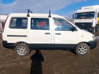 1999 Toyota Lite Ace V, белый, 350000 рублей, вид 2