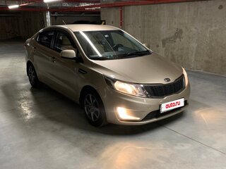 2012 Kia Rio 4-speed III, бежевый, 840000 рублей, вид 3