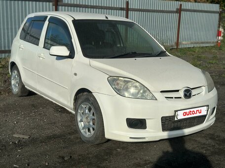 2007 Mazda Demio II (DY), белый, 479000 рублей, вид 3