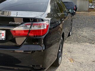 2015 Toyota Camry VII (XV50) Рестайлинг, чёрный, 1600000 рублей, вид 5