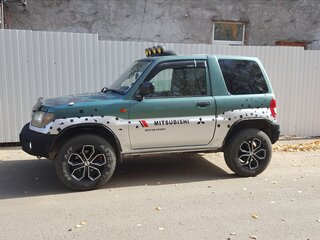 1998 Mitsubishi Pajero iO, зелёный, 390000 рублей, вид 4