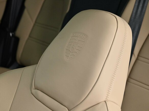 2026 Porsche Cayenne Coupé III Рестайлинг, серый, 19290000 рублей - вид 11
