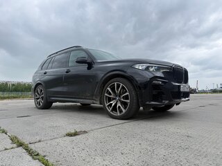 2021 BMW X7 M50d I (G07), чёрный, 10700000 рублей, вид 1