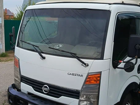 2013 Nissan Cabstar, белый, 1100000 рублей, вид 1