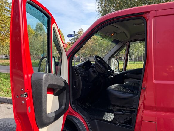 2013 Peugeot Boxer, красный, 1180000 рублей - вид 6