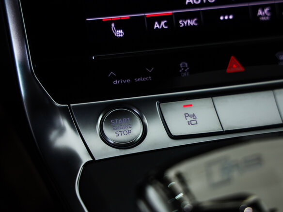 2019 Audi A6 45 TFSI V (C8), белый, 3799000 рублей - вид 18