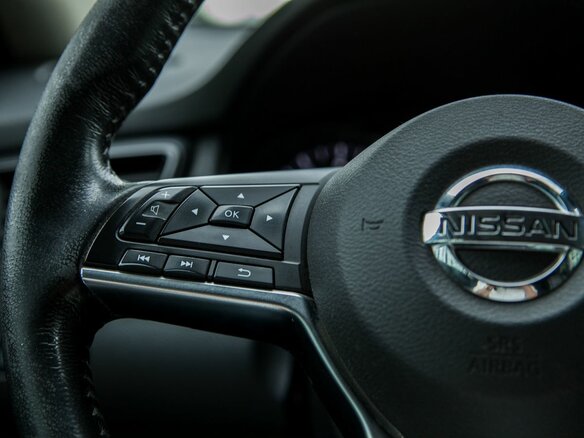 2019 Nissan X-Trail III Рестайлинг, белый, 1830000 рублей - вид 16
