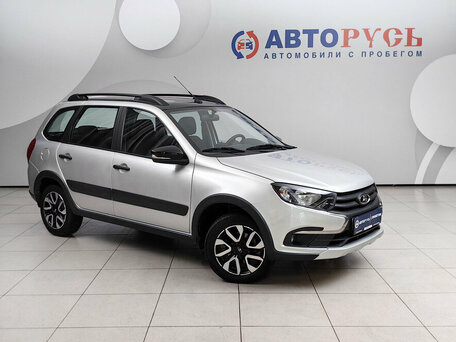 2025 Lada (ВАЗ) Granta Cross I Рестайлинг, серебристый, 1078000 рублей, вид 1