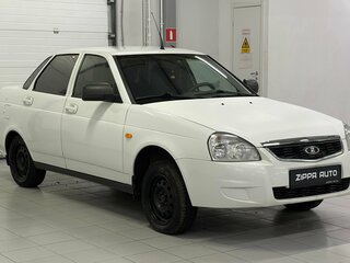 2017 Lada (ВАЗ) Priora I Рестайлинг, белый, 549000 рублей, вид 1