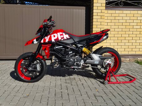 2021 Ducati Hypermotard, красный, 1300000 рублей, вид 1