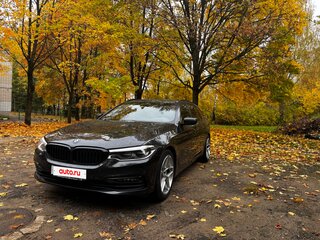 2019 BMW 5 серии 520d VII (G30/G31/G38), серый, 2780000 рублей, вид 1