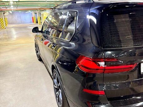 2020 BMW X7 30d I (G07), чёрный, 6470000 рублей, вид 5