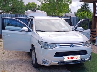 2012 Mitsubishi Outlander III, белый, 2190000 рублей, вид 4