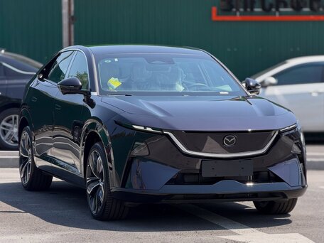 2025 Mazda EZ-60, фиолетовый, 4440000 рублей, вид 3