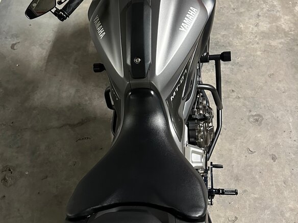 2015 Yamaha MT-07 (FZ-07), серый, 650000 рублей - вид 5