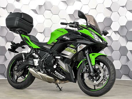 2018 Kawasaki Ninja 650, зелёный, 745000 рублей, вид 1
