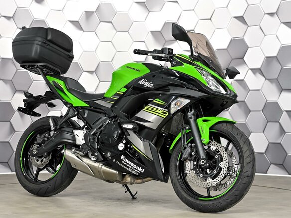 2018 Kawasaki Ninja 650, зелёный, 745000 рублей