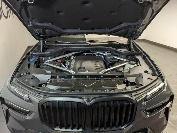2026 BMW X7 40d I (G07) Рестайлинг, серый, 19250000 рублей - вид 23
