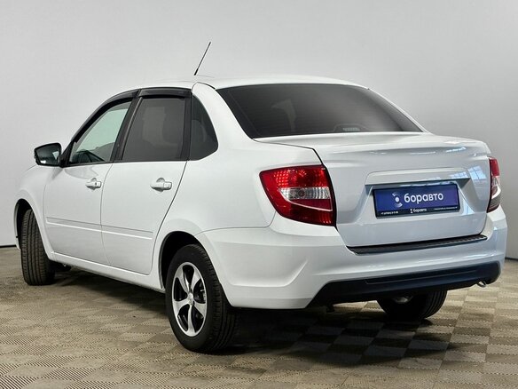 2023 Lada (ВАЗ) Granta I Рестайлинг, белый, 850000 рублей - вид 3