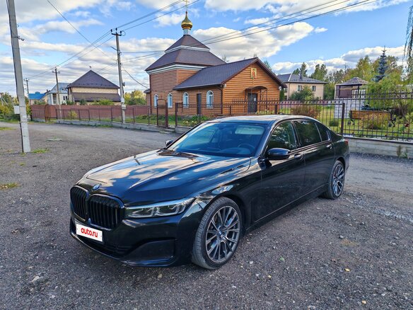 2021 BMW 7 серии 740i VI (G11/G12) Рестайлинг, чёрный, 5950000 рублей