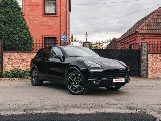 2015 Porsche Cayenne II Рестайлинг (958), чёрный, 3600000 рублей, вид 1