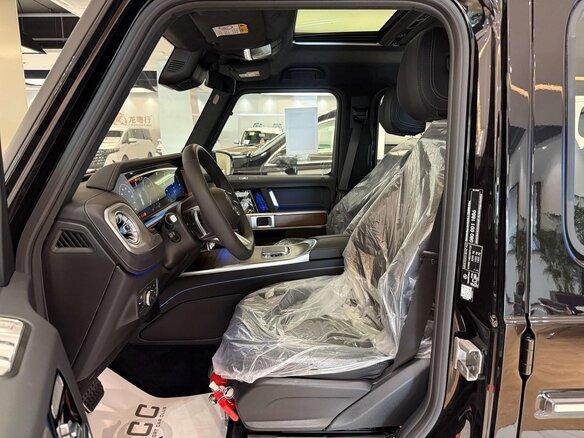 2026 Mercedes-Benz G-Класс 450 d III (W465) Рестайлинг, чёрный, 17000000 рублей - вид 11