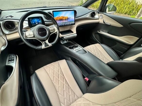 2023 BYD Dolphin 44.9 kWh I, белый, 1500000 рублей - вид 4
