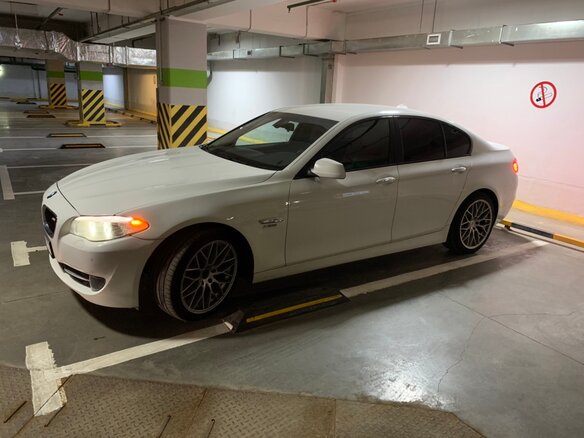 2012 BMW 5 серии 528i xDrive VI (F10/F11/F07), белый - вид 5