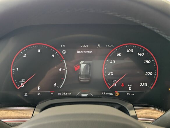 2026 Volkswagen Touareg III Рестайлинг, серый, 12490000 рублей - вид 19