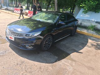 2018 Kia Optima IV Рестайлинг, чёрный, 1900000 рублей, вид 1