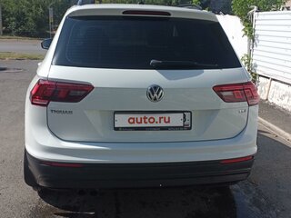 2017 Volkswagen Tiguan II, белый, 2030000 рублей, вид 5