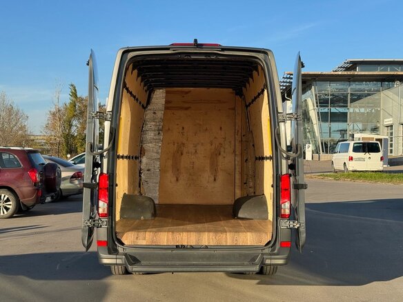 2021 Volkswagen Crafter, серый, 3980000 рублей - вид 8