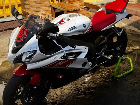 2008 Yamaha YZF-R6, белый, 750000 рублей, вид 3
