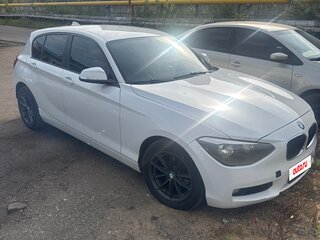 2012 BMW 1 серии 116i II (F20/F21), белый, 750000 рублей, вид 5