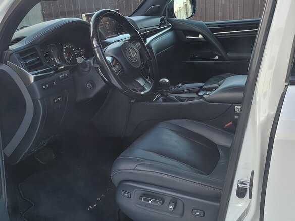 2019 Lexus LX 450d III Рестайлинг 2, белый - вид 6
