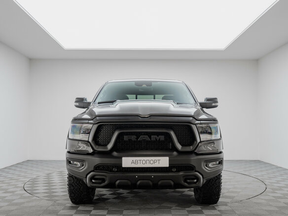 2024 Ram 1500 Crew Cab eTorque V, серый, 10990000 рублей - вид 2