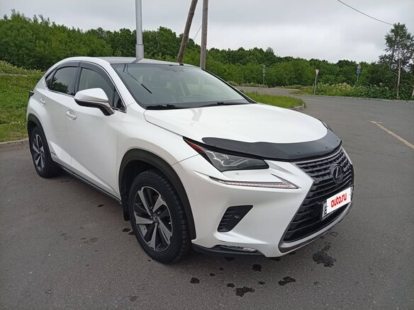 2019 Lexus NX 300h I Рестайлинг, белый, 3800000 рублей