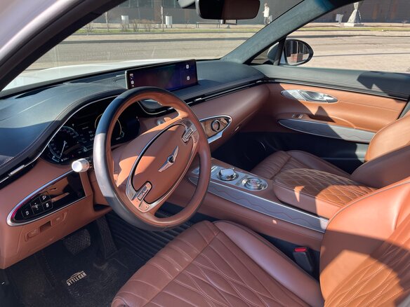 2021 Genesis GV70 I, белый, 4700000 рублей - вид 15