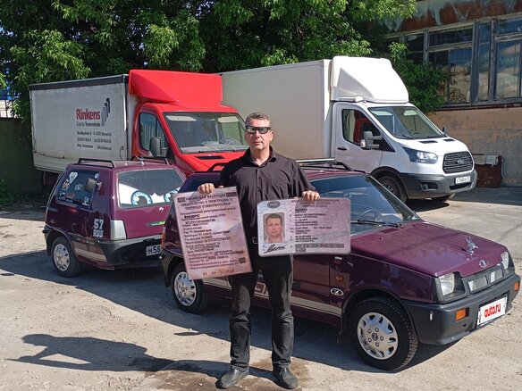 2007 Mercedes-Benz Sprinter, красный, 1200000 рублей - вид 10