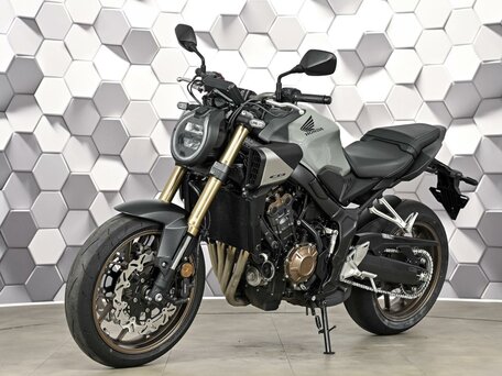 2024 Honda CB 650R, серый, 1199000 рублей, вид 2