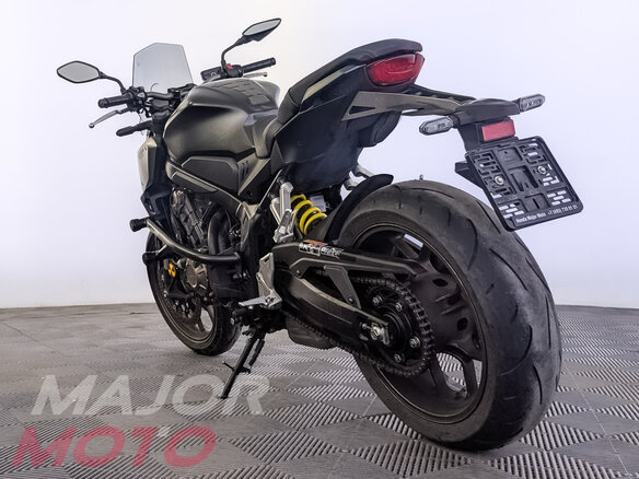 2021 Honda CB 650R, серый, 849000 рублей - вид 6