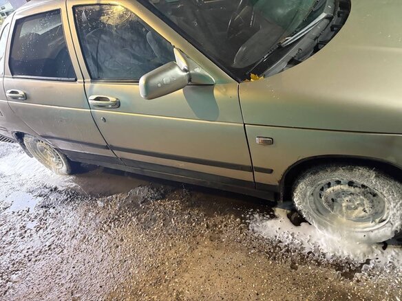 2001 Lada (ВАЗ) 2110, серебристый, 90000 рублей - вид 2