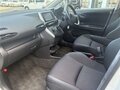2017 Toyota Wish II Рестайлинг, белый, 1410016 рублей - вид 9